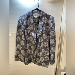 GIORGIO ARMANI LADIES COAT SIZE 42